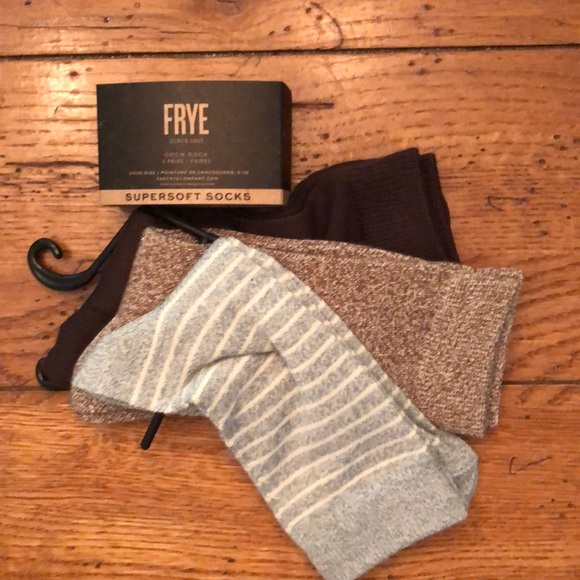 💰💰SUNDAY SUPERSOFT SALE 💰💰FRYE SOCKS - Picture 1 of 7